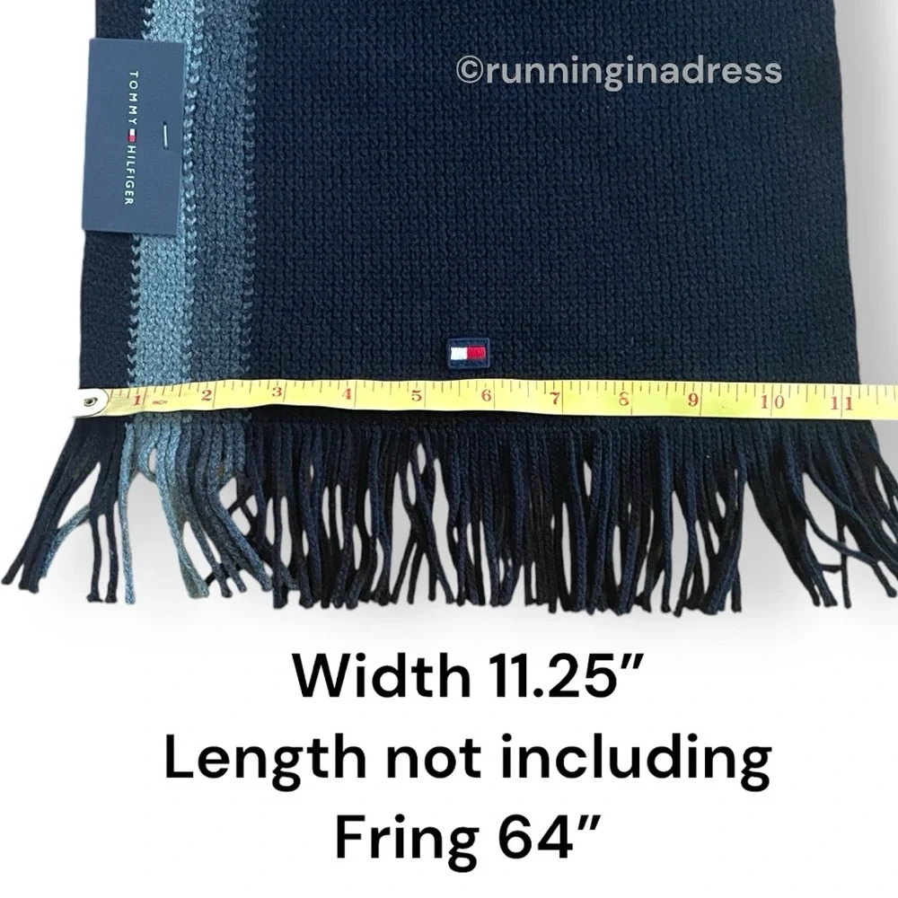 NWT Tommy Hilfiger Knit Winter Scarf In Black And Grey With Logo